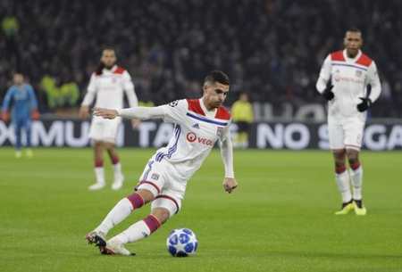 斯在训练中 斯在训练中